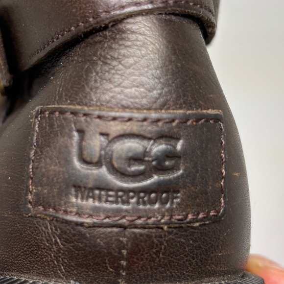 UGG women’s waterproof leather ankle boots with shearling lining women’s size 9 - Picture 12 of 14